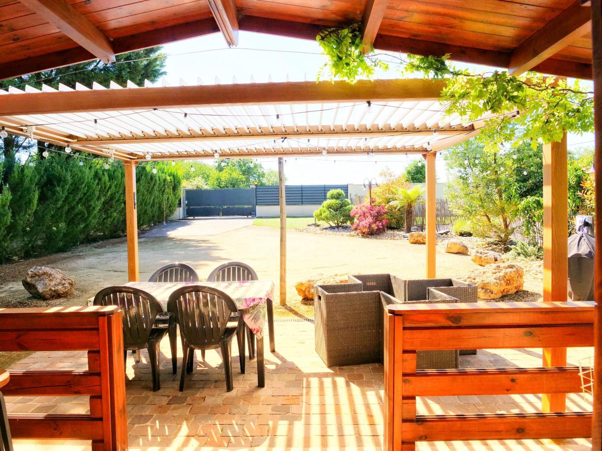 Cottage Avec Piscine Au Coeur Du Saumur Champigny Souzay-Champigny Екстериор снимка